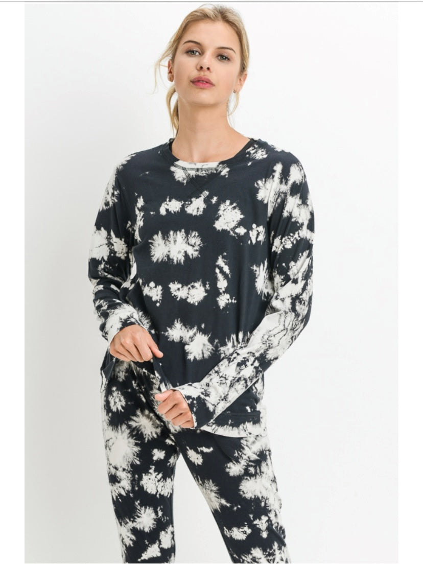 Black and White Paint Splatter Sweatsuit (top M, pants S)