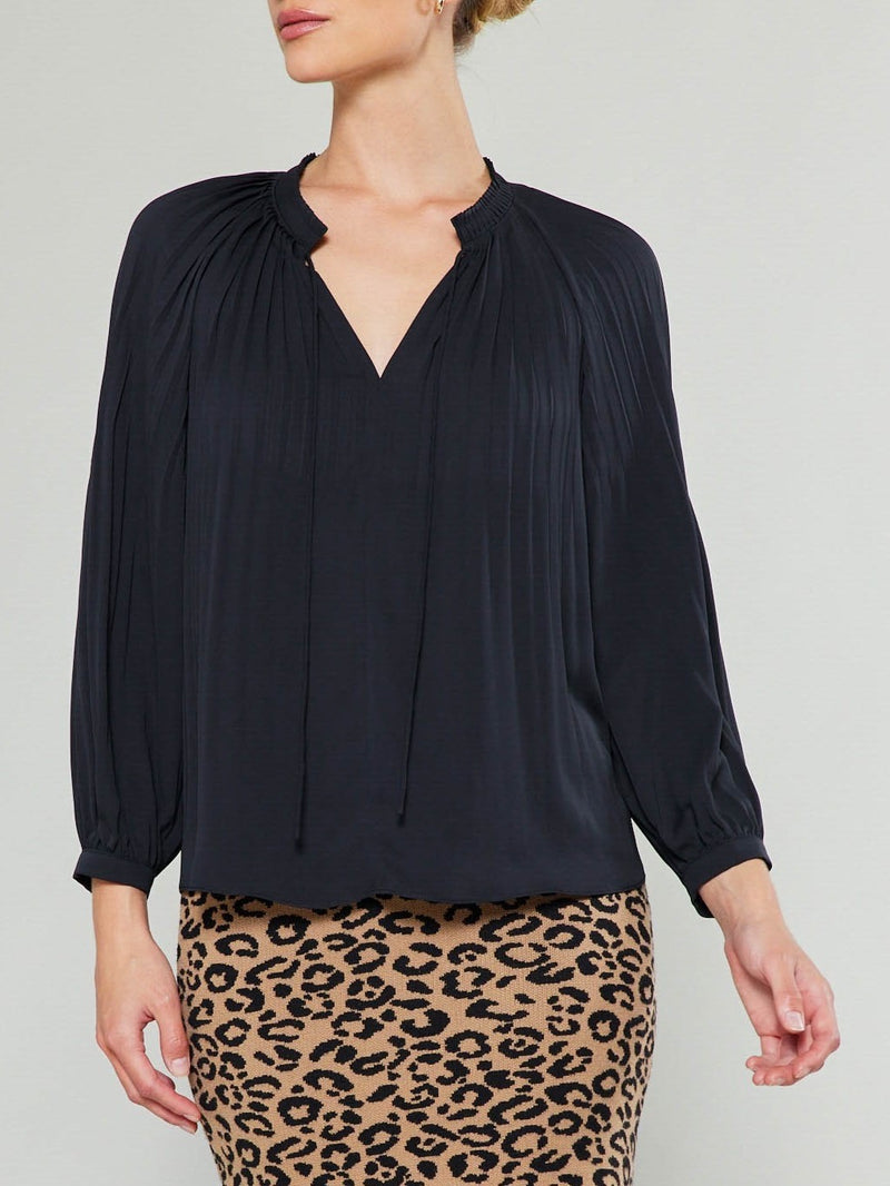 The Claire top in black